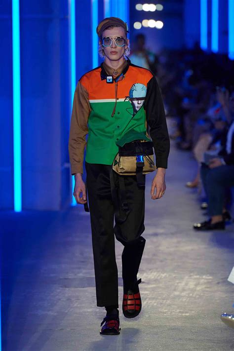 prada ss20 theme